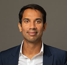 featued article author